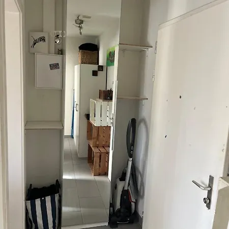 Lorraine Apartment *
